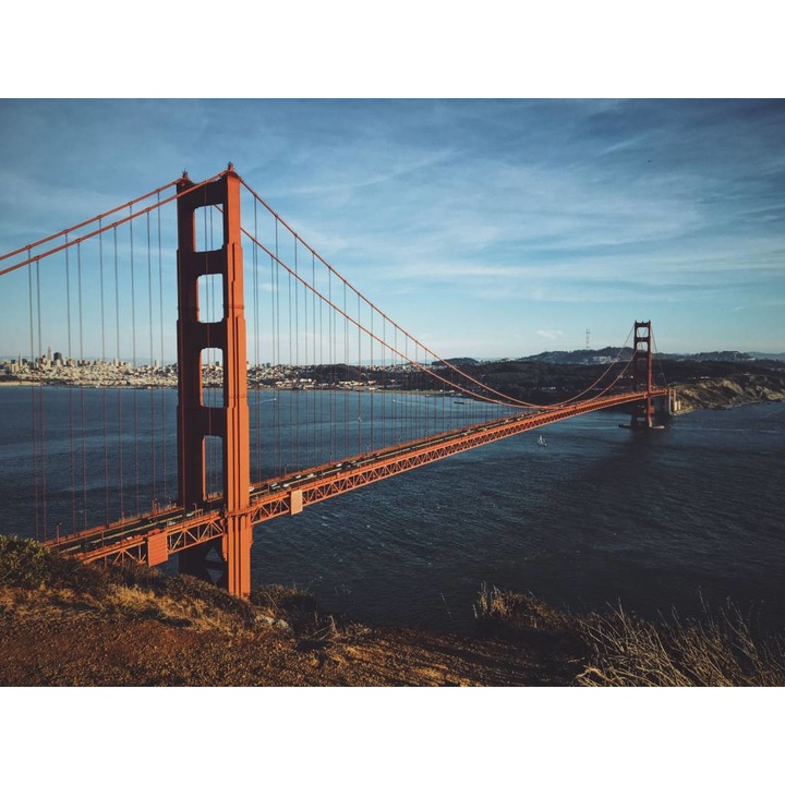 PVC öntapadó tapéta - The Golden Gate Bridge On A Sunny Day, 100 x 150 cm