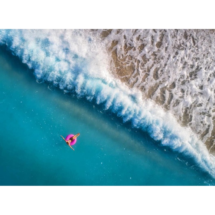 Öntapadó PVC tapéta - Nő orsóval a viharos tengerben, 100 x 150 cm