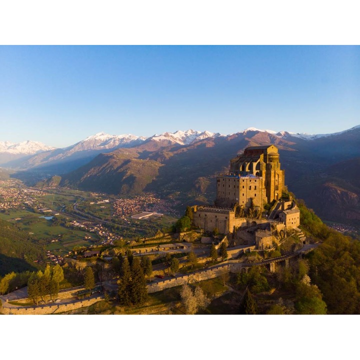 PVC öntapadó tapéta - Torino vára, 100 x 150 cm