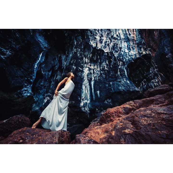 Öntapadó PVC tapéta - Szépség a sziklák között, 100 x 150 cm