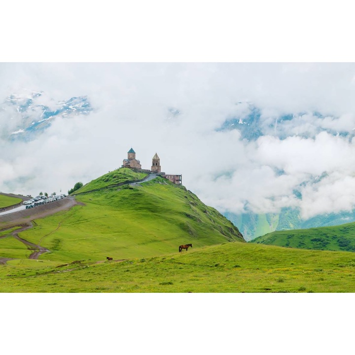 Sticker perete - Manastirea Din Varful Dealului, 100x70 cm