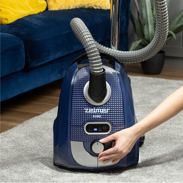 Aspirator cu sac, Zelmer, ZVC333, 650W, Hepa 12, Capacitate sac 3L, Albastru