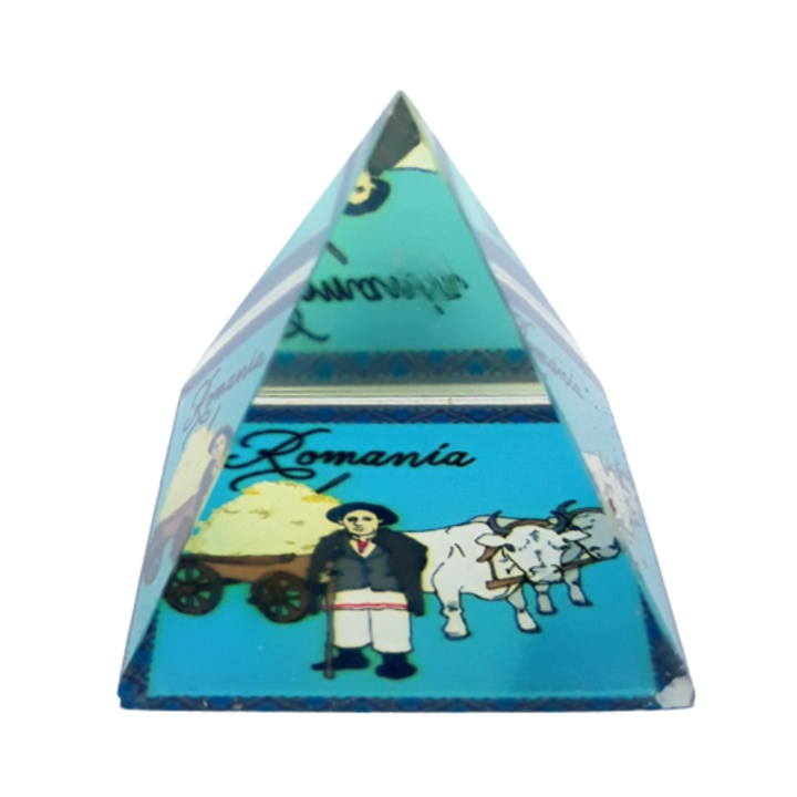 Piramida din sticla cu imagini reprezentand obiceiurile taranilor romani, M3, 4x4 cm