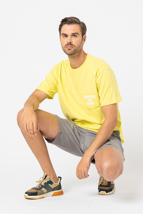 GAP, Тениска Ron Finley от органичен памук, Бял/Жълт