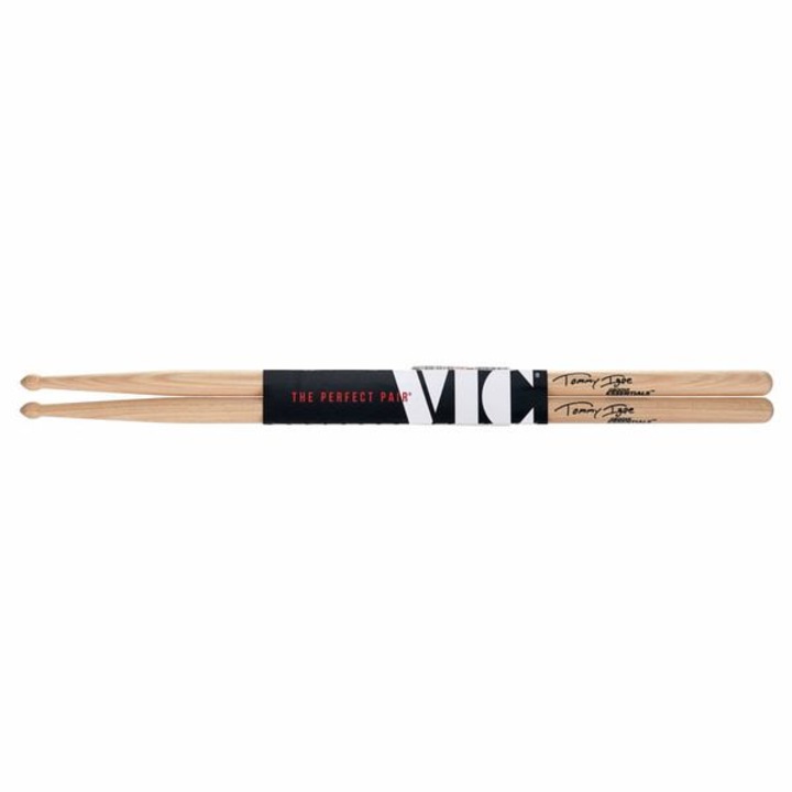 Комплект от 2 барабанни пръчки Vic Firth STI с подпис на Tommy Igoe и дървени върхове "Taj Maha", 49,5 грама