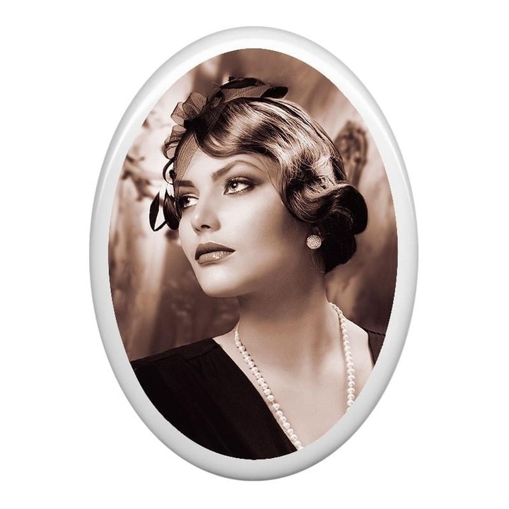 Fotoceramica funerara, Fotoporcelana, Oval, Cu bordura, 7x10 cm, Alb