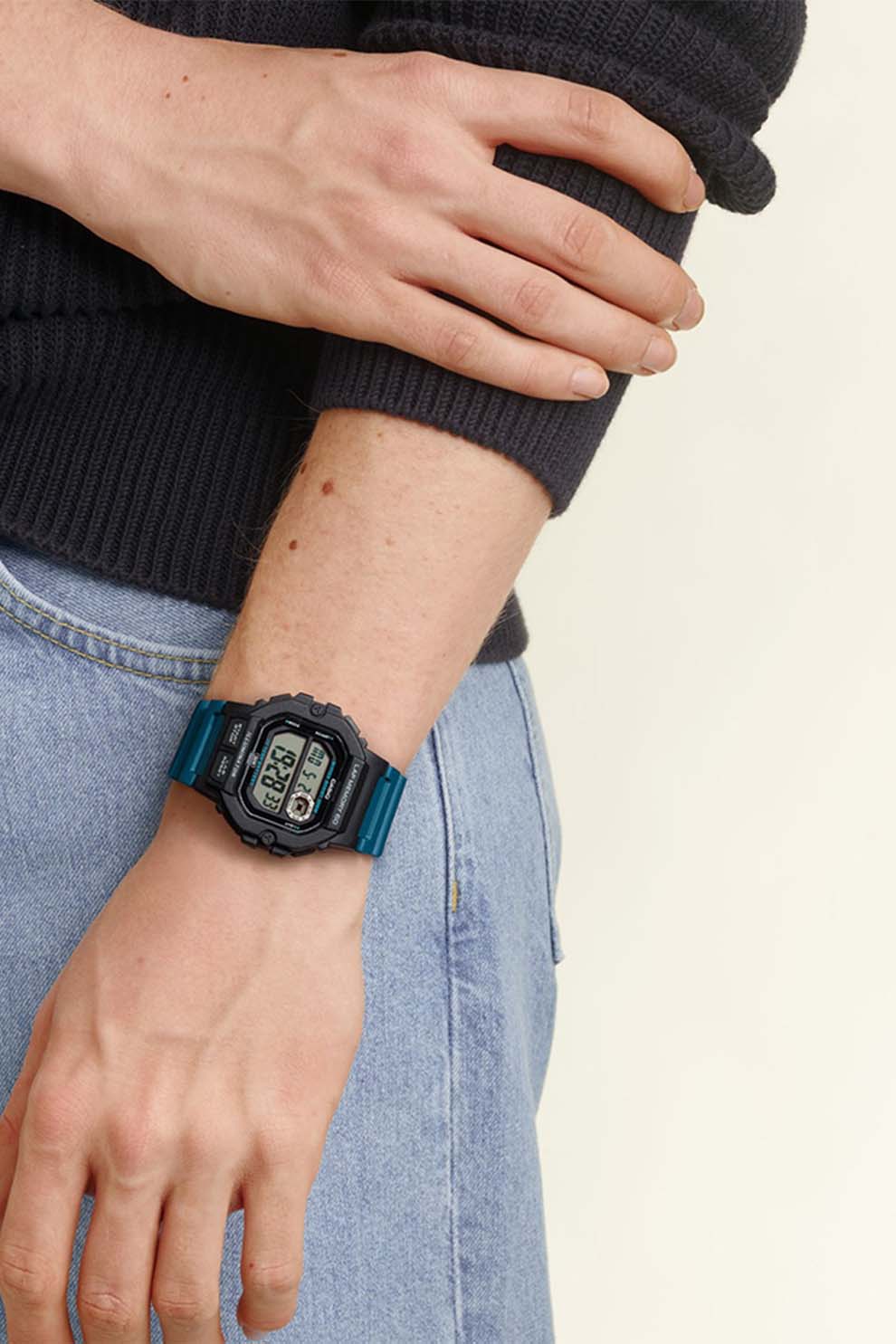Casio, Ceas digital cu o curea de rasina, Negru, Albastru petrol - eMAG.ro