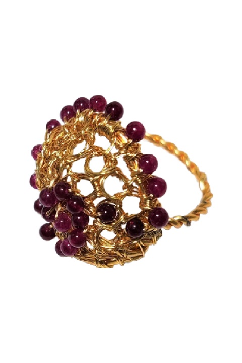 Inel de seara cu granate, fir metalic auriu crosetat manual, Rubiniu, 5.7 cm