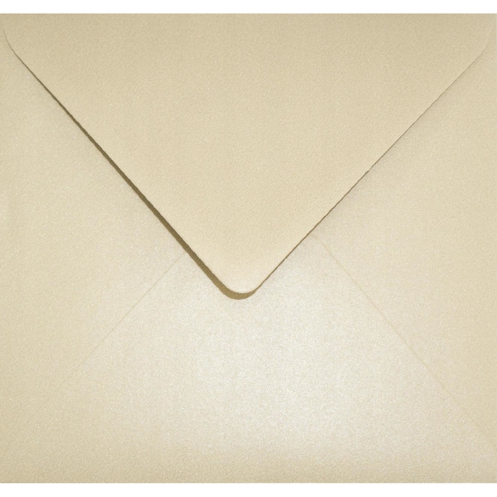 Комплект 500 K4 декоративни плика, 15.3x15.3 Aster Metallic, 120g, Бежов