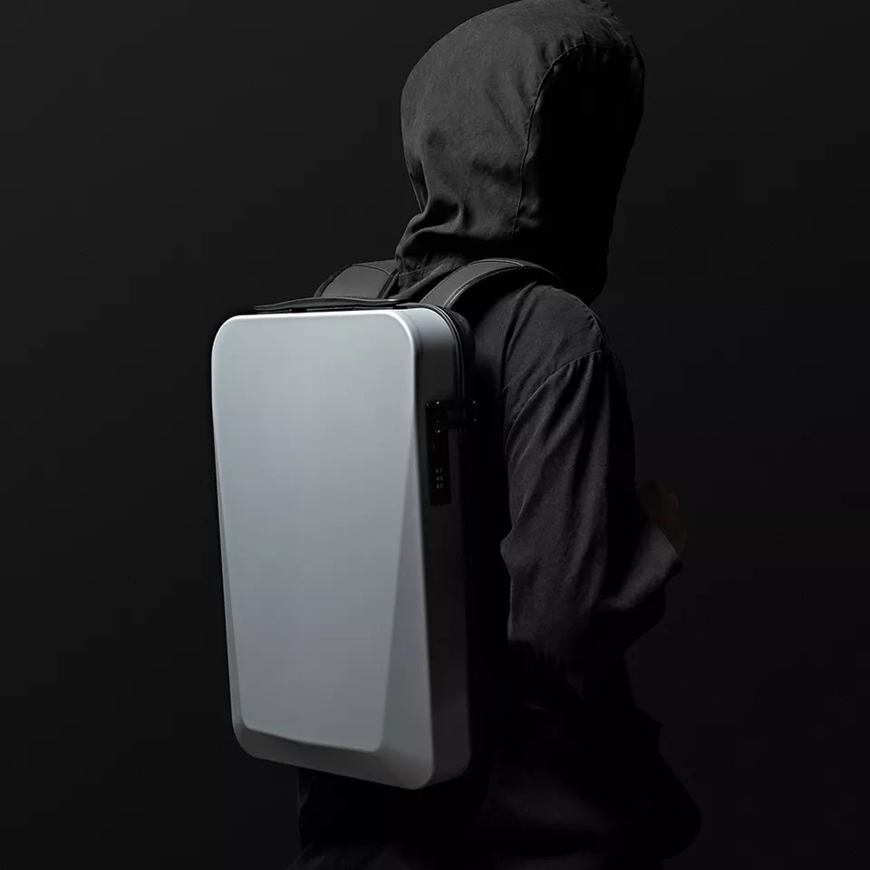 Rucsac laptop 15.6" business cu carcasa rigida din material impermeabil EVA, sistem antifurt, port de incarcare USB, BANGE, 30x8x45 cm, Argintiu