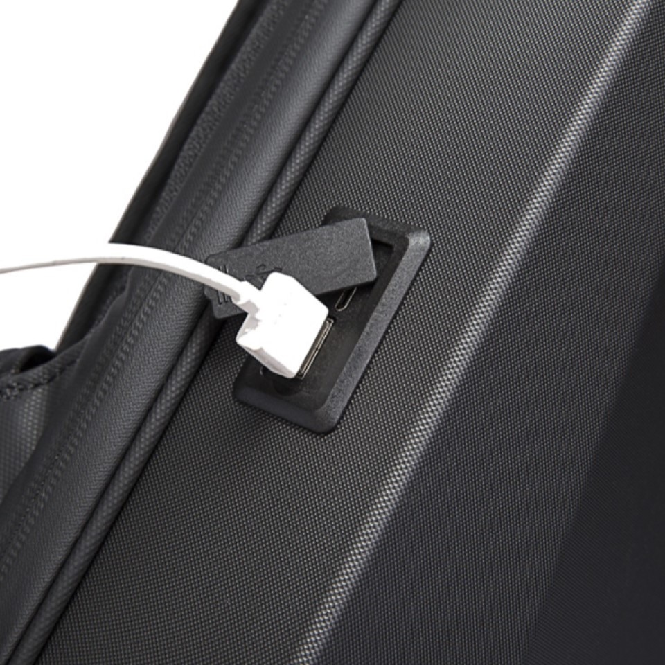 Rucsac laptop 15.6" business cu carcasa rigida din material impermeabil EVA, sistem antifurt, port de incarcare USB, BANGE, 30x8x45 cm, Negru