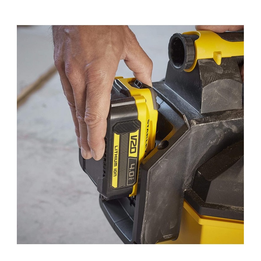 Aspirator portabil umed uscat cu acumulator 18V Stanley Fatmax SFMCV002B-XJ, capacitate 7.5 litri, duza pentru spatii inguste, livrat fara acumulator si incarcator