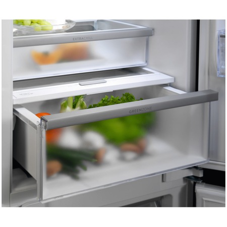 Combina frigorifica incorporabila Electrolux LNC8ME18S, 248 l, NoFrost, Control electronic, 178 cm, Clasa E