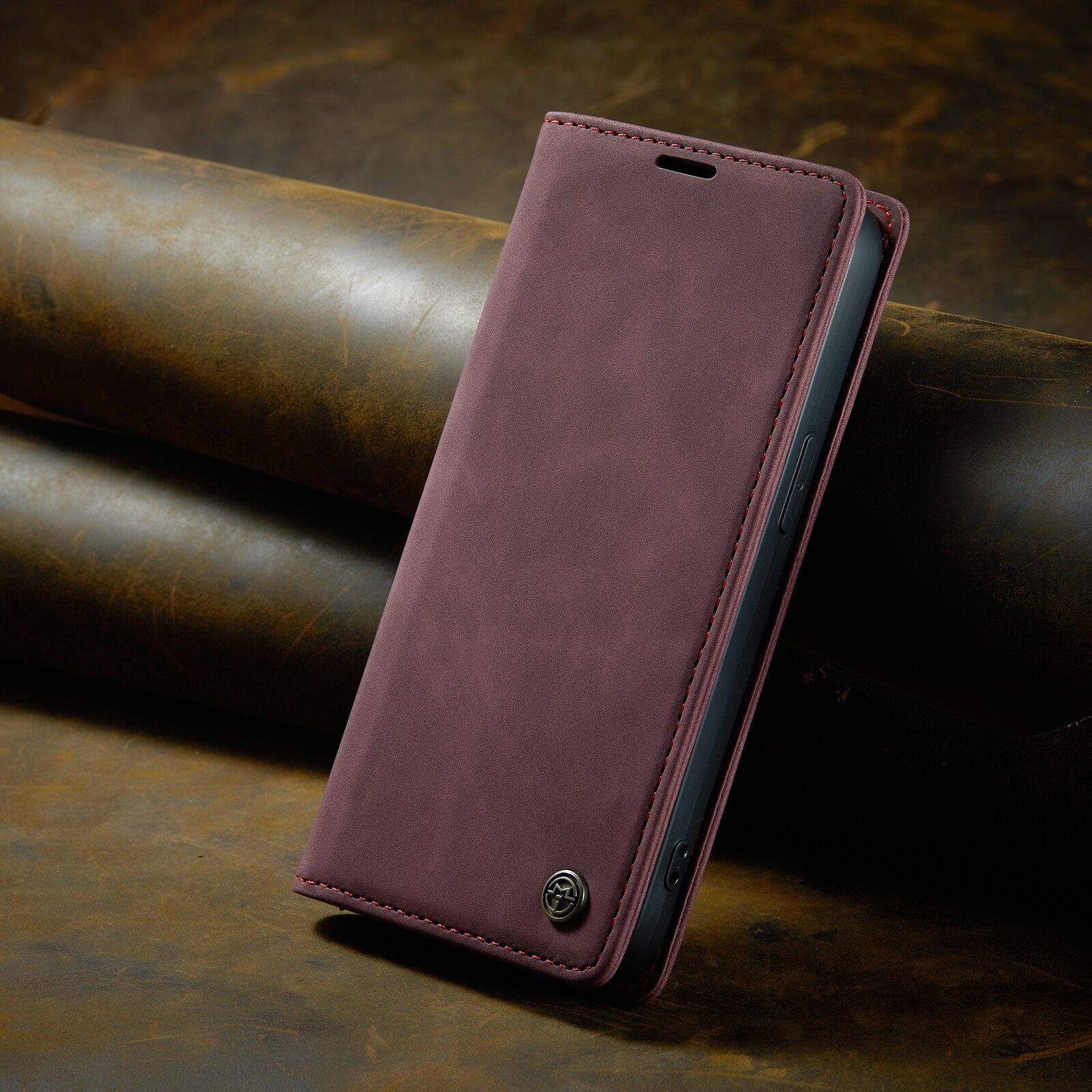 Husa pentru iPhone 14, CaseMe, slim piele, tip portofel, stand, inchidere magnetica, textura catifelata, Visiniu