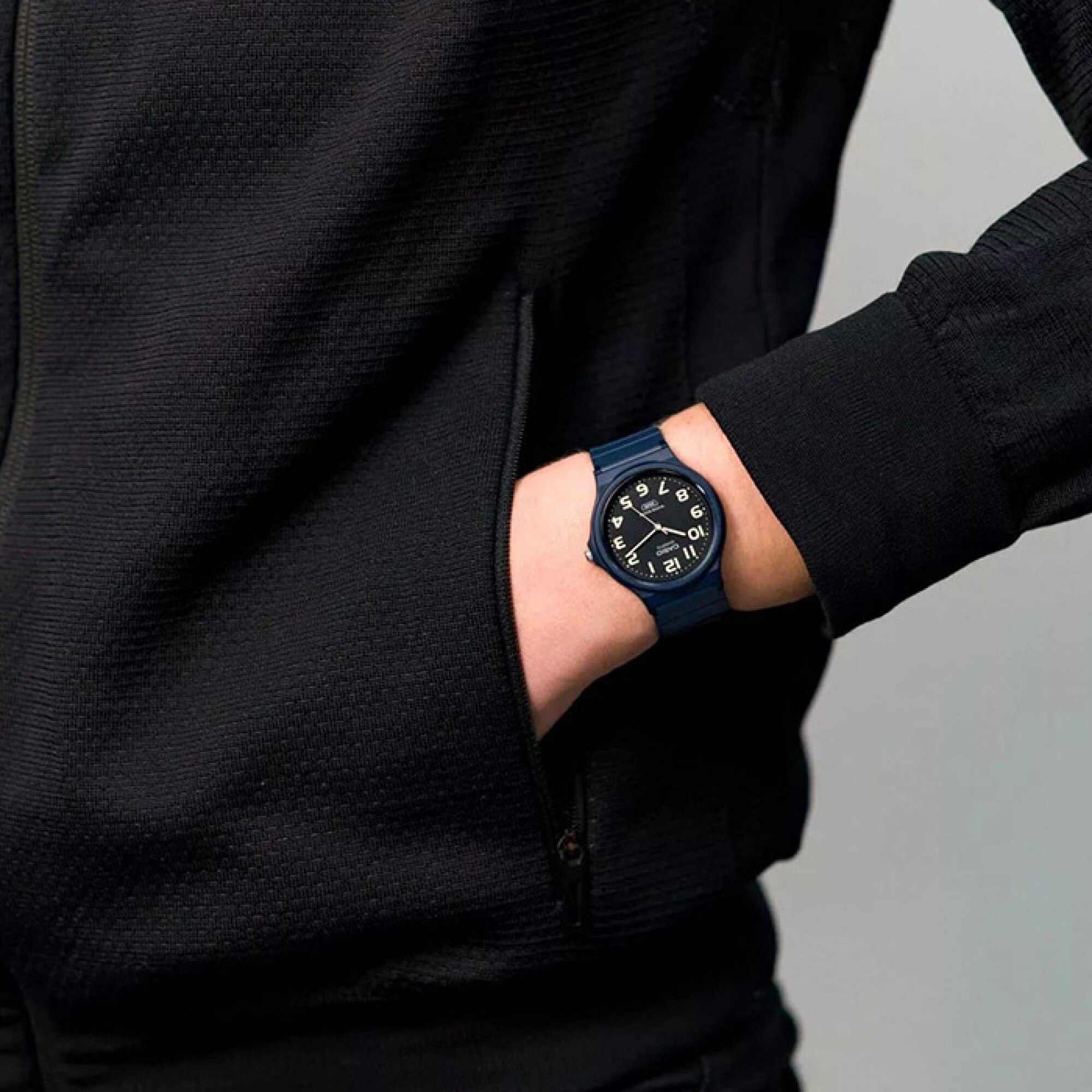 Reloj Casio Collection Analógico Para Hombre - Modelo MQ-24UC-3BEF
