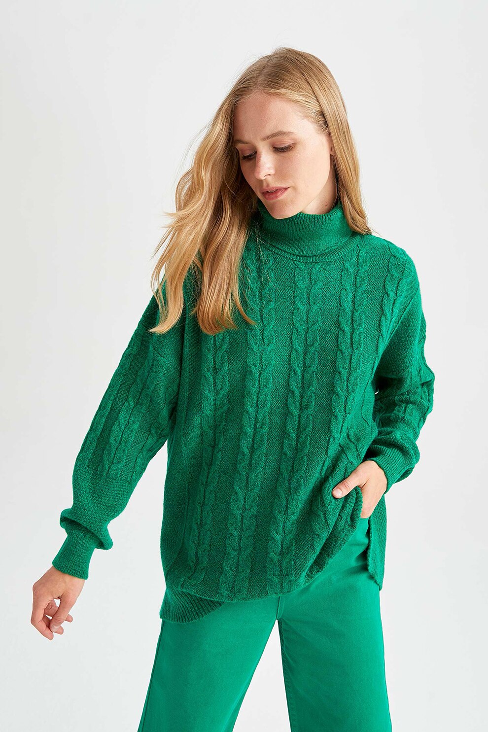 traffic Hymn staining DeFacto, Pulover supradimensionat cu guler inalt si model torsade, Verde, 2XL - eMAG.ro traffic Hymn staining DeFacto, Pulover supradimensionat cu guler inalt si model torsade, Verde, 2XL - eMAG.ro