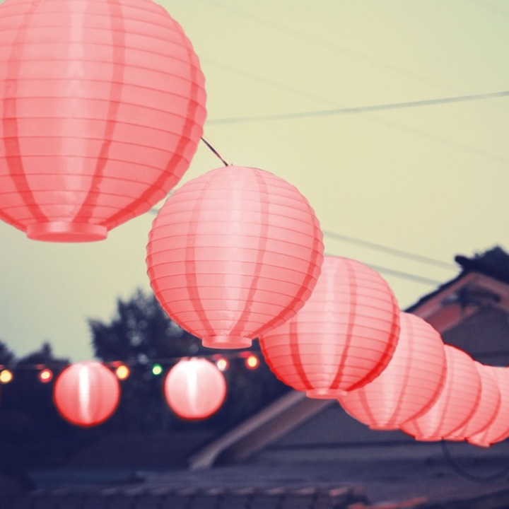 LED-es lampion 20 cm - Piros