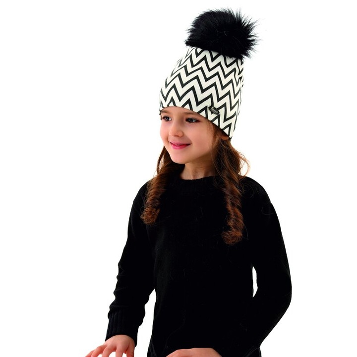 Caciula, 48% bumbac, Iza, alb cu zig zag