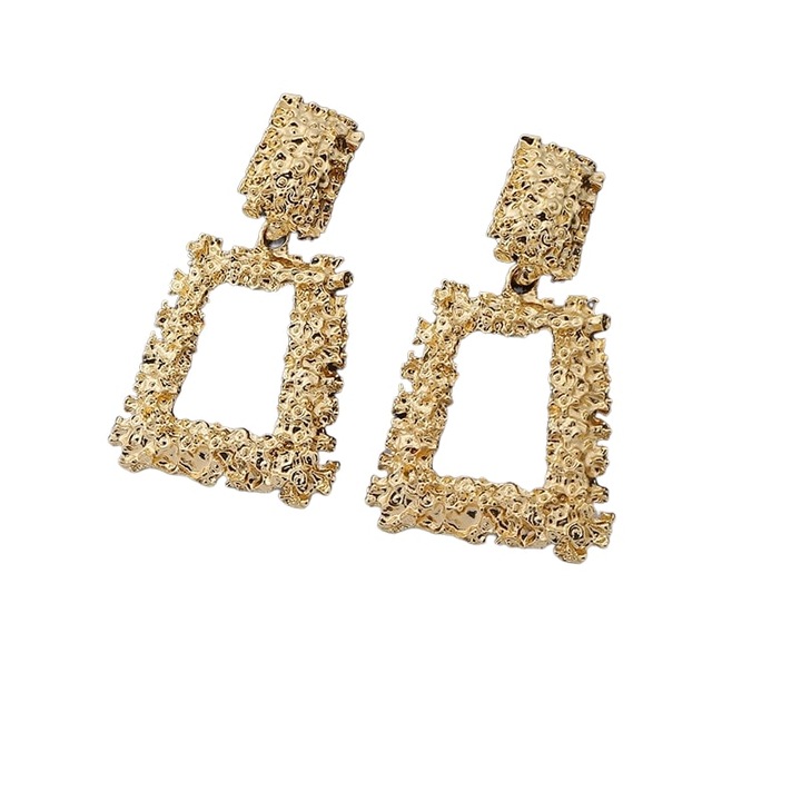 Cercei aurii, cu clips, textura incretita, Dolores C1, Pursehuit