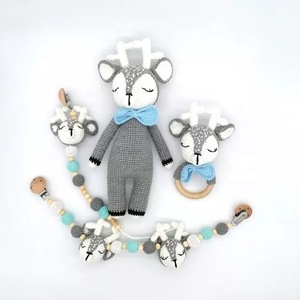 Jucarii pentru carucioare si patut