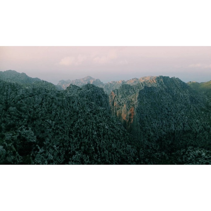 PVC öntapadó tapéta - Hegyi táj 078, 100 x 150 cm