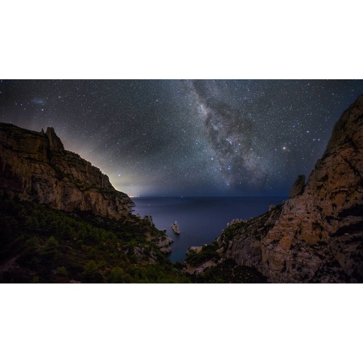 PVC öntapadó tapéta - Hegyi táj 133, 100 x 150 cm