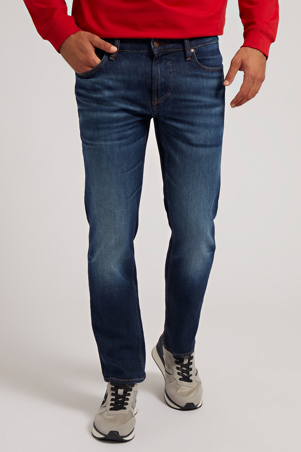 GUESS, Blugi slim fit Angeles, Albastru inchis, Alb murdar, W34-L32