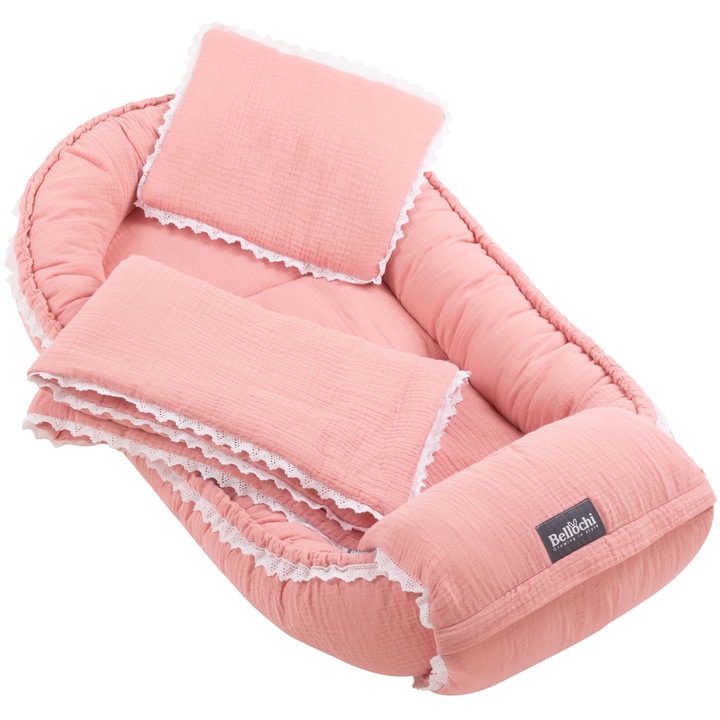 Set 4 piese Bellochi cosulet bebe, lenjerie, salteluta si perna bebe, Cuddly Muslin Pink, roz, muselina