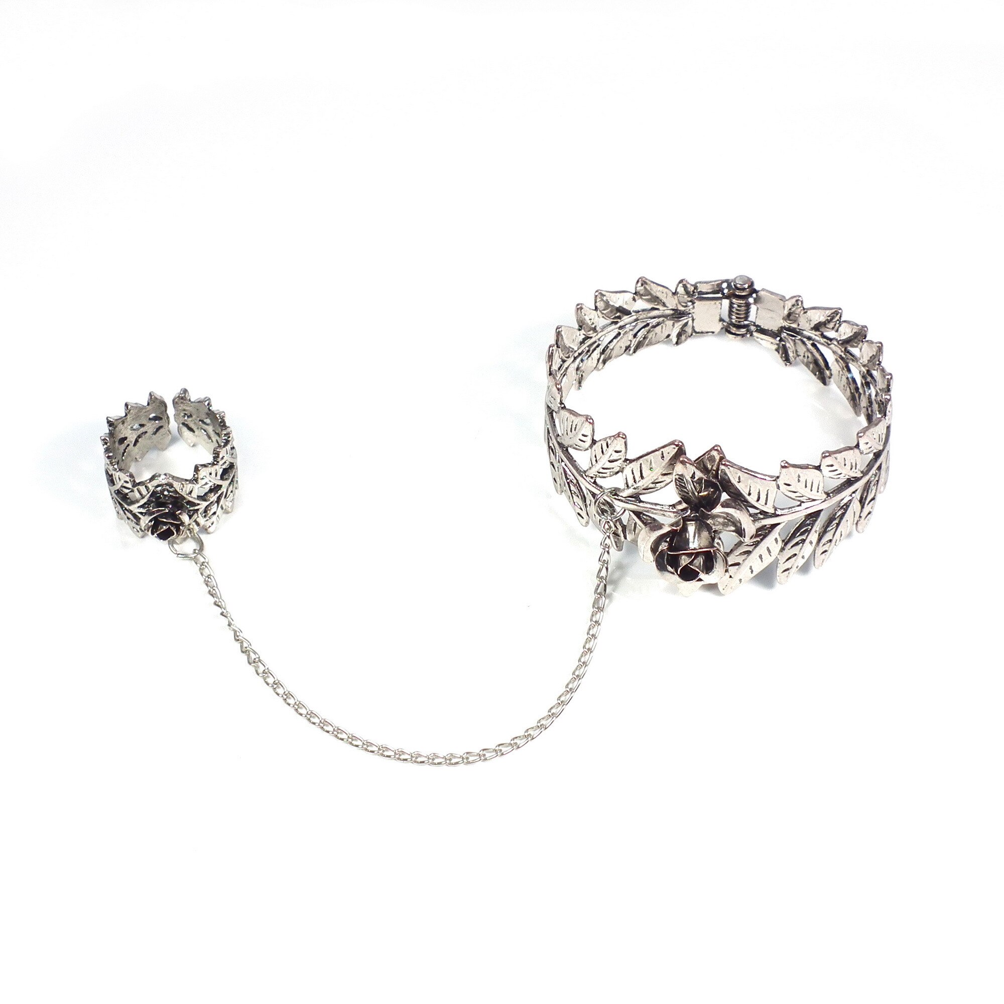 Bratara Forest Charm