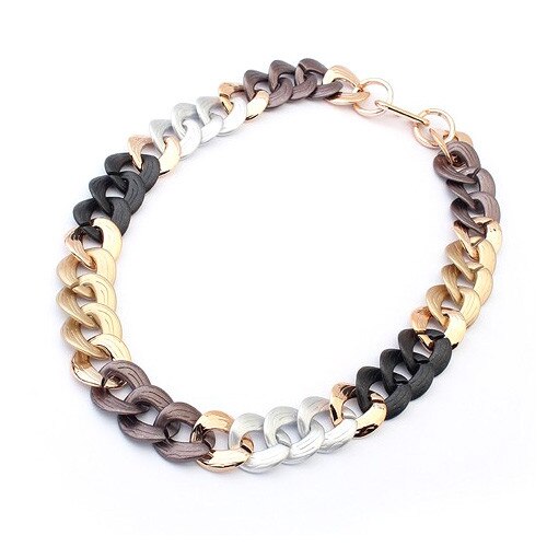 Colier Statement BGBG