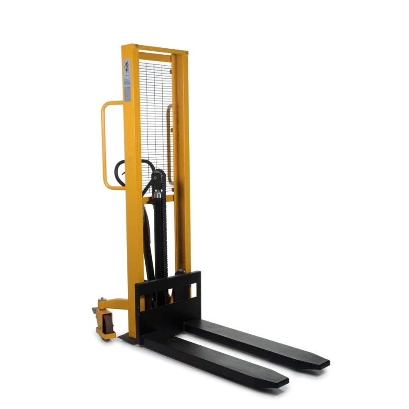 Stivuitor manual , cu ridicare la 1600 mm, capacitate de ridicare 1000 kg. Ideal pentru incarcare/descarcare marfa.