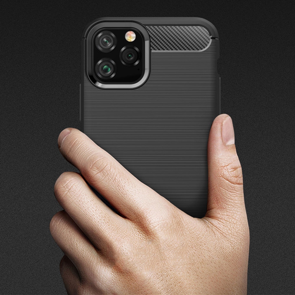 Husa protectie Mat-Tech compatibila cu iPhone 11 Pro Textura Carbon, Finisaj Mat, Anti-Shock, Anti-Fingerprint, Rezistenta la impact, Negru