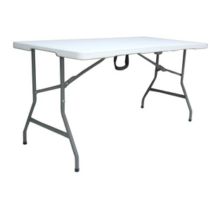 Градински маси