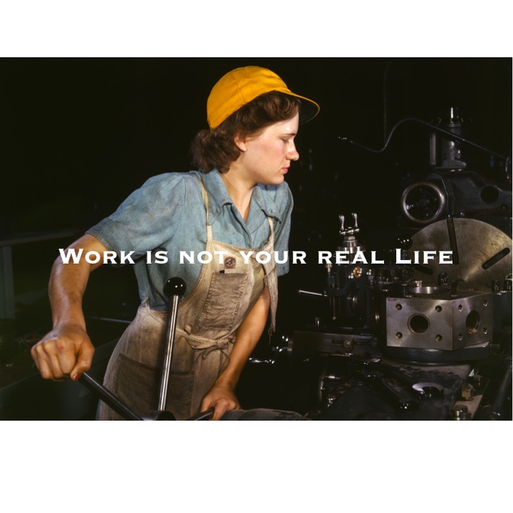 Felicitare envoy22, cu plic, Not your real life, Carton mat premium, A6