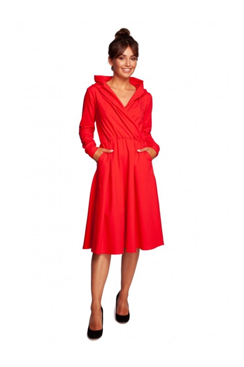 Червена памучна рокля с качулка, Червен