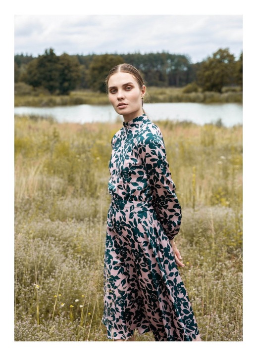 Rochie cu taietura la spate - model 3, XL