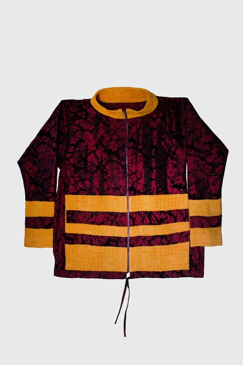 Jacheta Ruxandra, rosu cu orange, Rosu