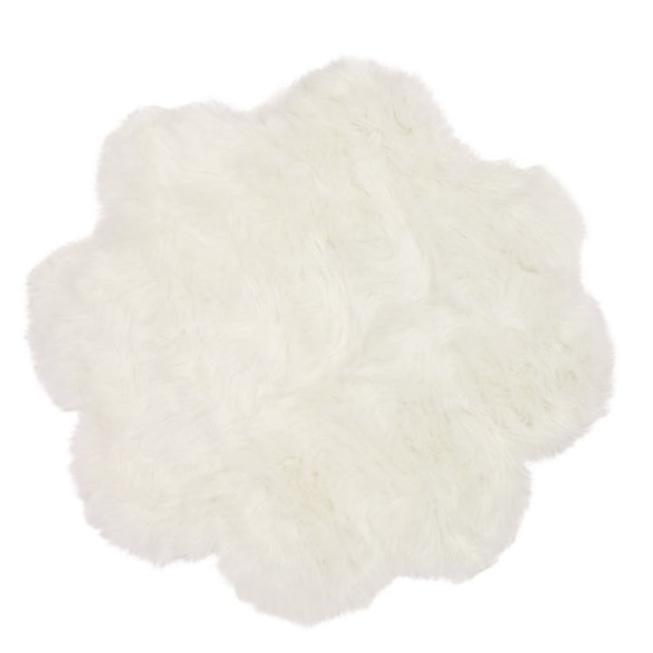 Covor alb, imitatie blana artificiala, pufos, moale, calduros si confortabil, 90 cm