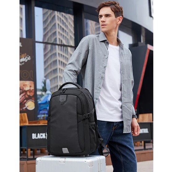 Rucsac laptop 15.6", casual, cu orificiu pentru cabluri audio, Golden Wolf, 43x31x16.5 cm, Negru