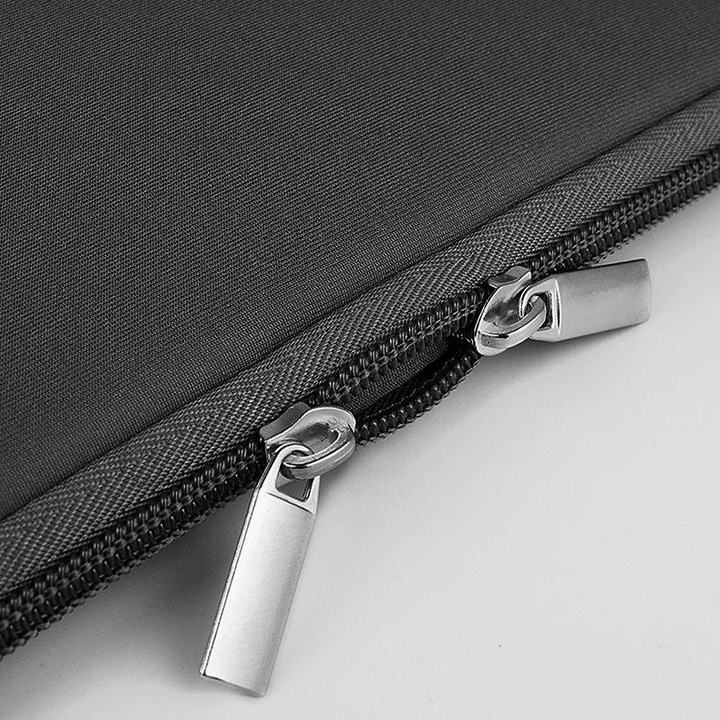 Husa laptop 15.6 inch rezistenta la stropire din neopren, Gri