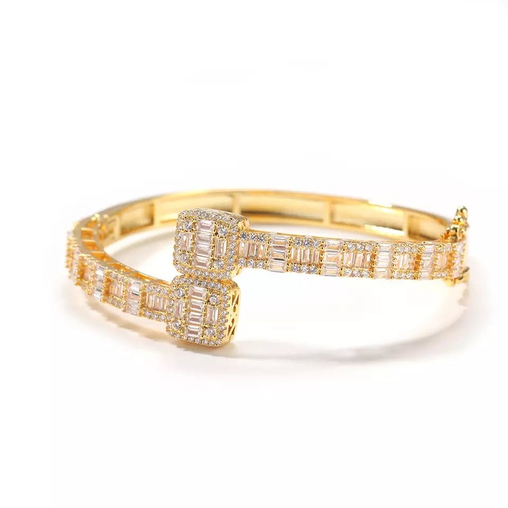 Bratara de dama Luxury Iced Out tip Bangle, pietre zirconiu, placat cu aur 24K, inchidere cu prindere de siguranta, Tessero, auriu