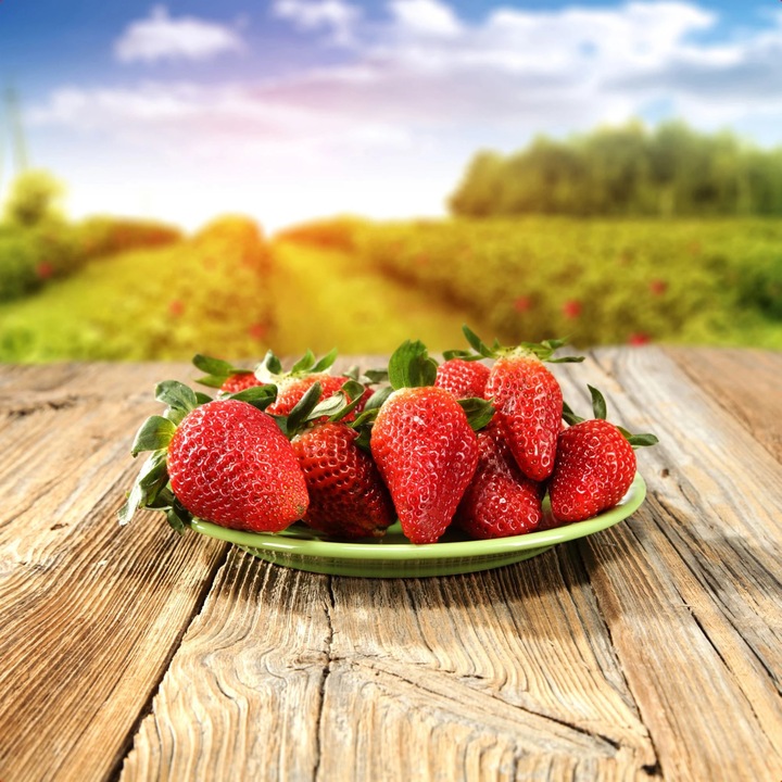 Tablou canvas Capsuni I, 20 x 20 cm