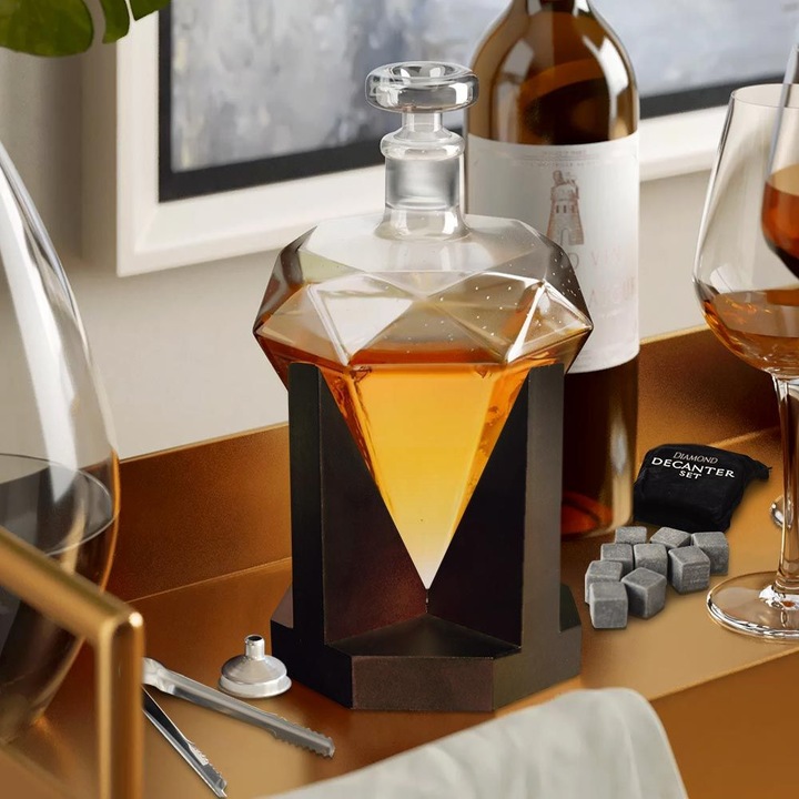 Декантер с форма на диамант - Crystal Diamond Decanter