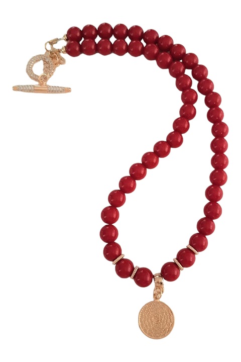 Colier realizat manual din coral rosu cu pandant, inchizatoare deosebita placata cu aur, 45cm