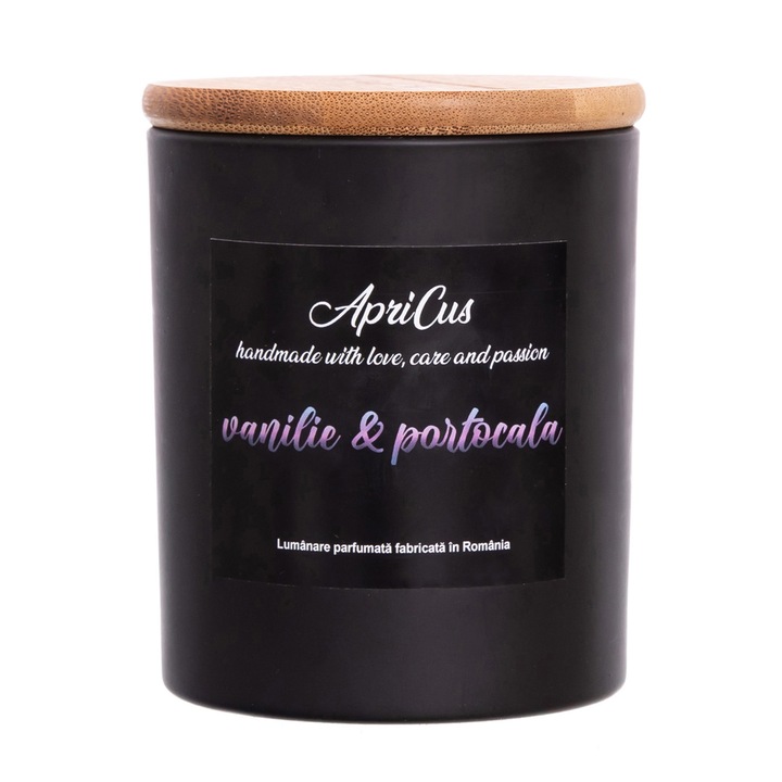 Lumanare parfumata din soia cu inimioare mov, Apricus - Vanilie, Portocale, ardere 40h, 260 g