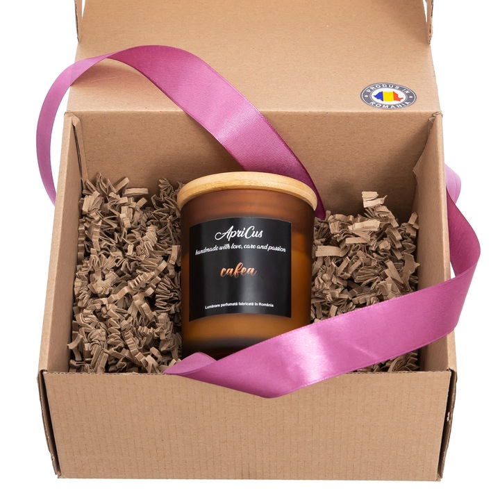 Lumanare parfumata din soia cu inimioare maro, Apricus - Cafea ardere 25h, 160 g