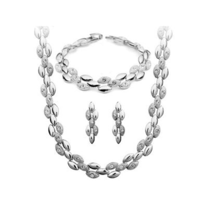 Set argint placat de migdale impletite cu zirconii cubici