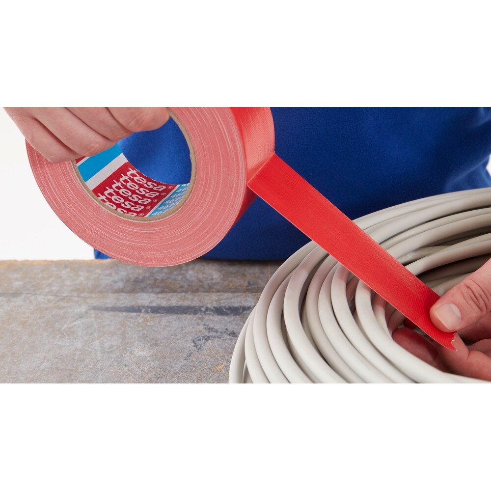 Banda adeziva tesa® Professional 4688 textila cu insertii PE, 25m x ...