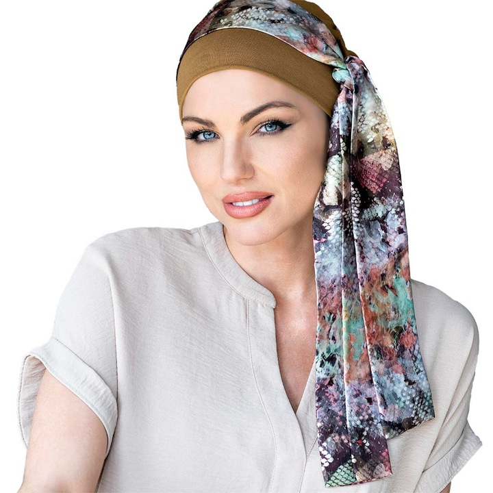 Turban post-chimioterapie cu esarfa, Masumi, Yanna, Bambus/Elastan, Imprimeu sarpe, Maro, 54-57 cm