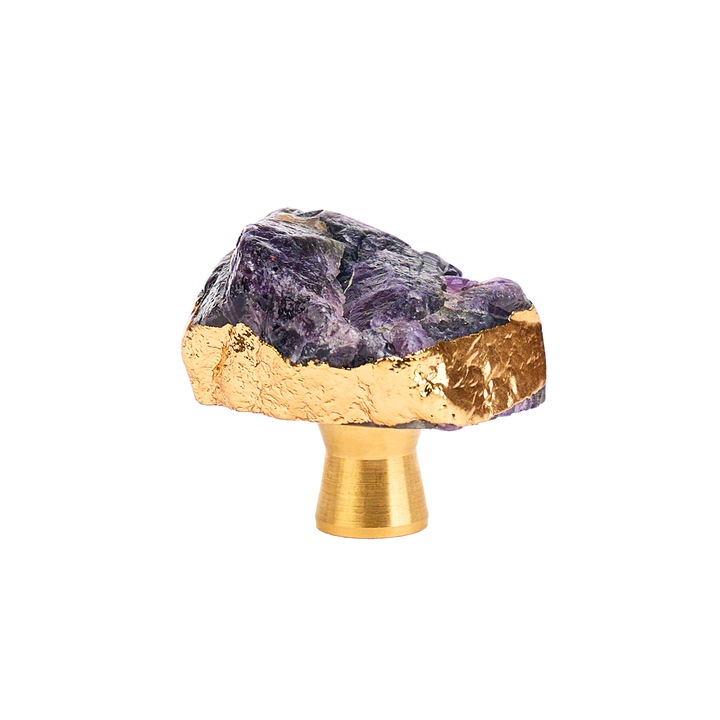 Maner tip buton pentru mobilier, din cristal natural, hand-made din piatra semipretioasa cu insertii aurii, Ametist, Onuvio™, Mov